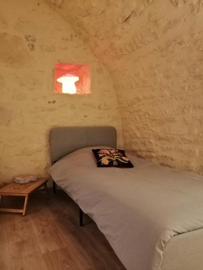 Le Refuge De La Sallee Gençay Kültér fotó