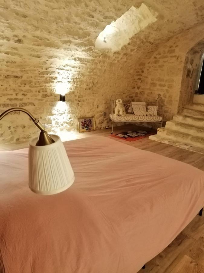Le Refuge De La Sallee Gençay Kültér fotó
